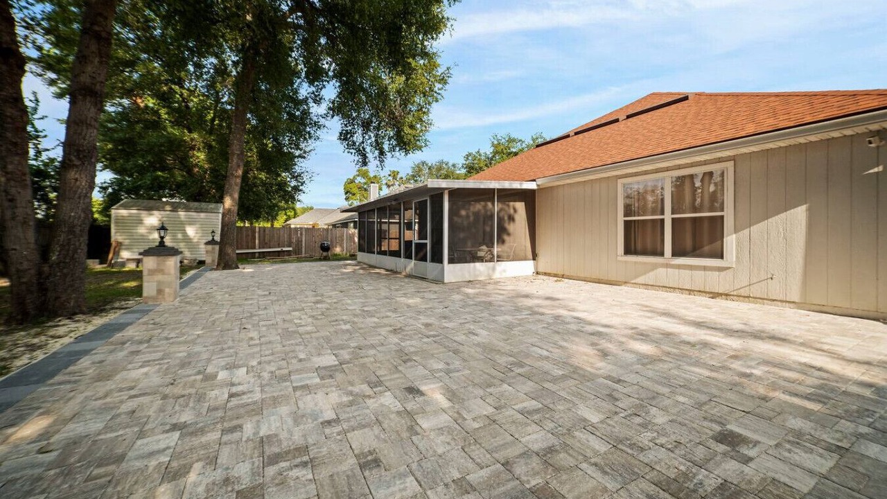 Photo of Outdoor in Northside