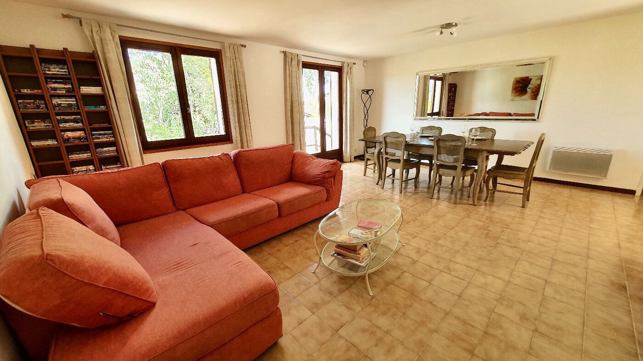 Photo of Livingroom in Nizas