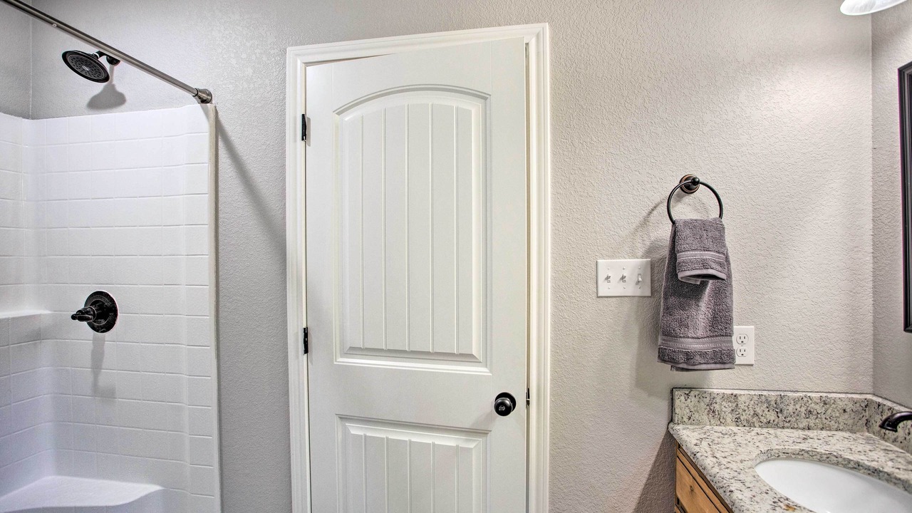 Photo of Bathroom in Yantis