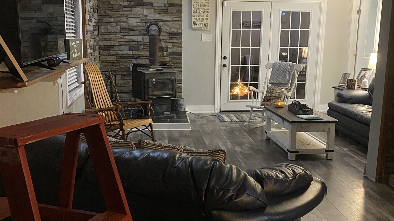 Photo of Livingroom in Conneaut