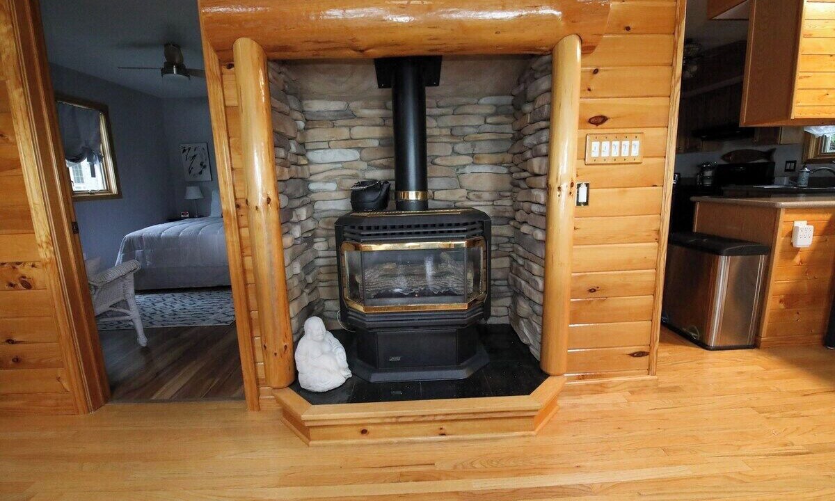 Photo of Livingroom in Broadalbin