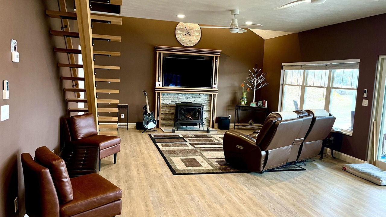 Photo of Others in Redwood