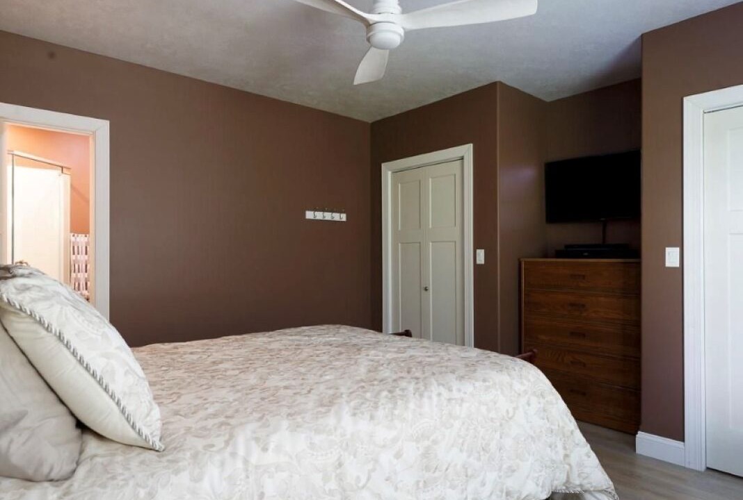 Photo of Others in Redwood