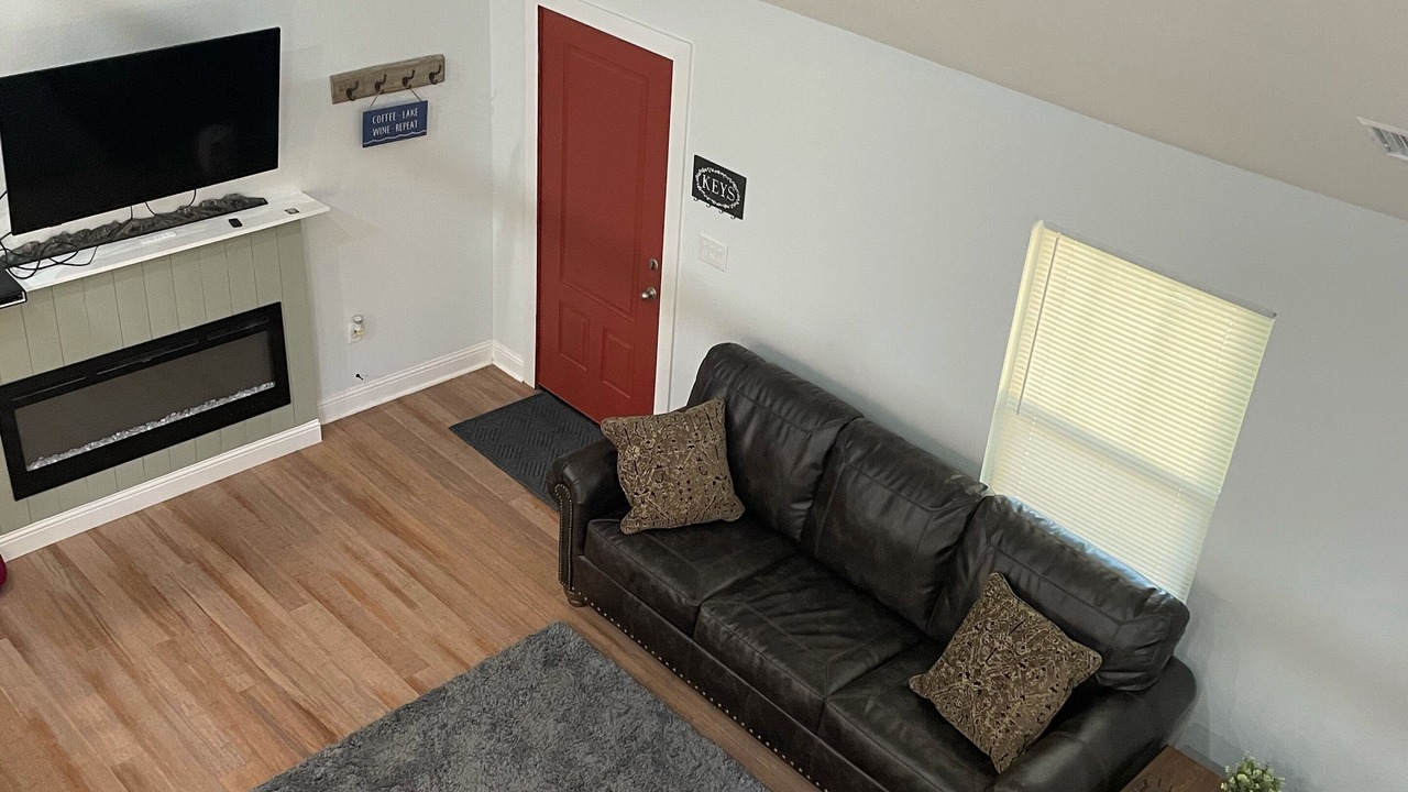 Photo of Livingroom in Gun Barrel City