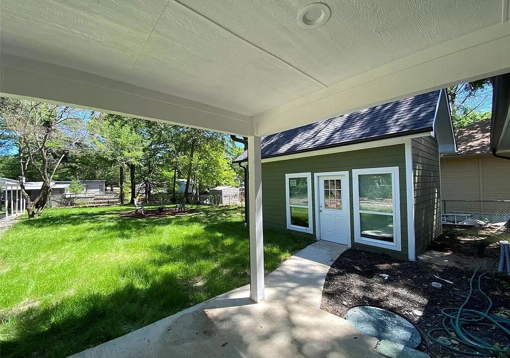 Photo of Outdoor in Gun Barrel City