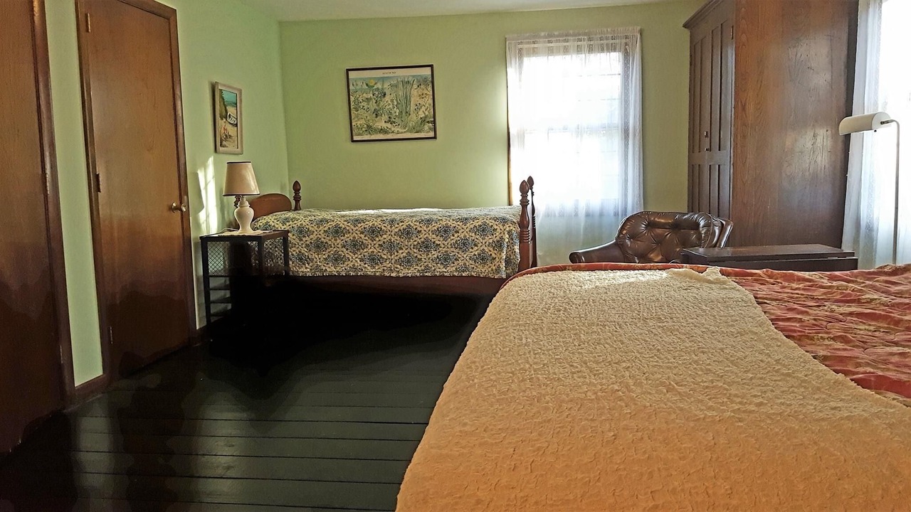 Photo of Bedroom in Campground Landing