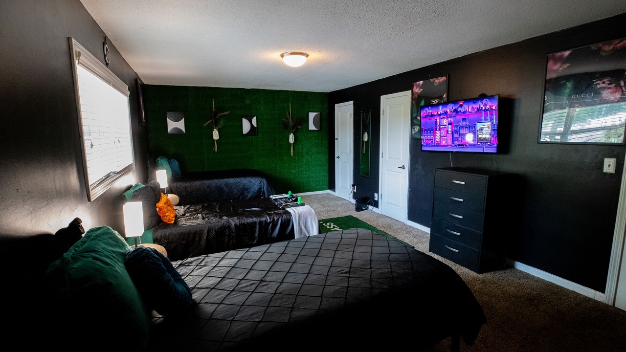 Photo of Bedroom in Loring Heights