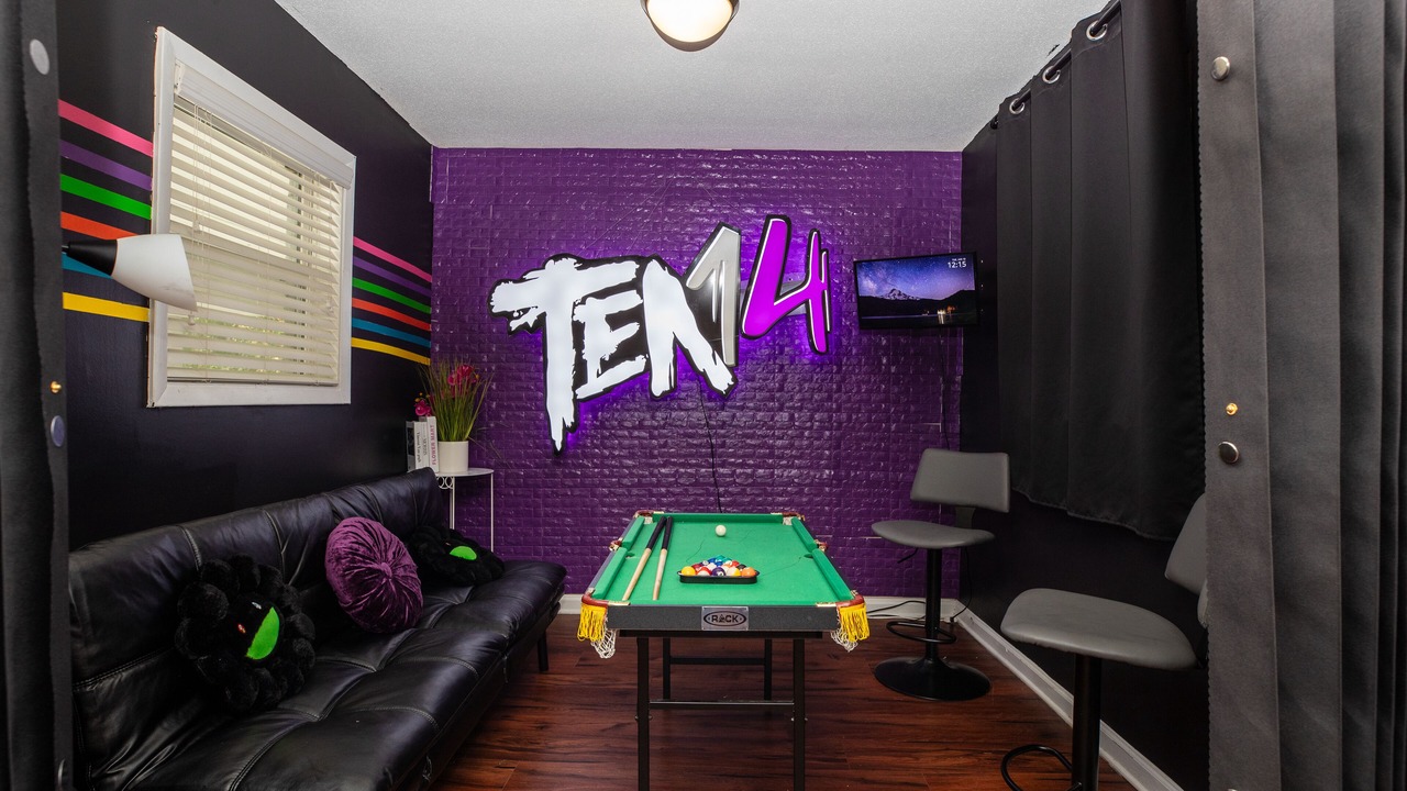 Photo of Bedroom in Loring Heights