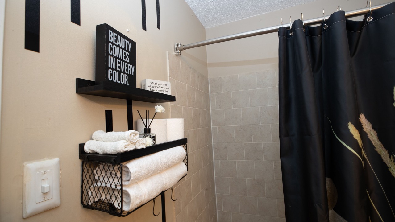 Photo of Bathroom in Loring Heights