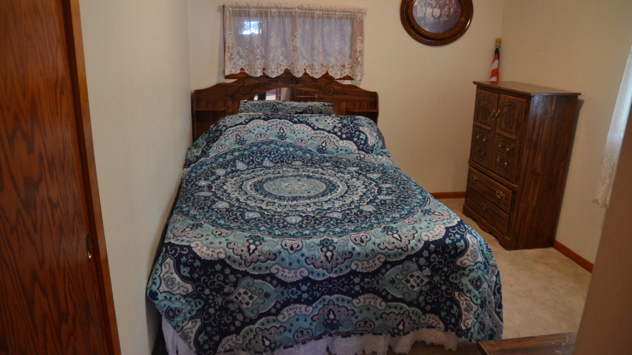 Photo of Bedroom in Lawrence