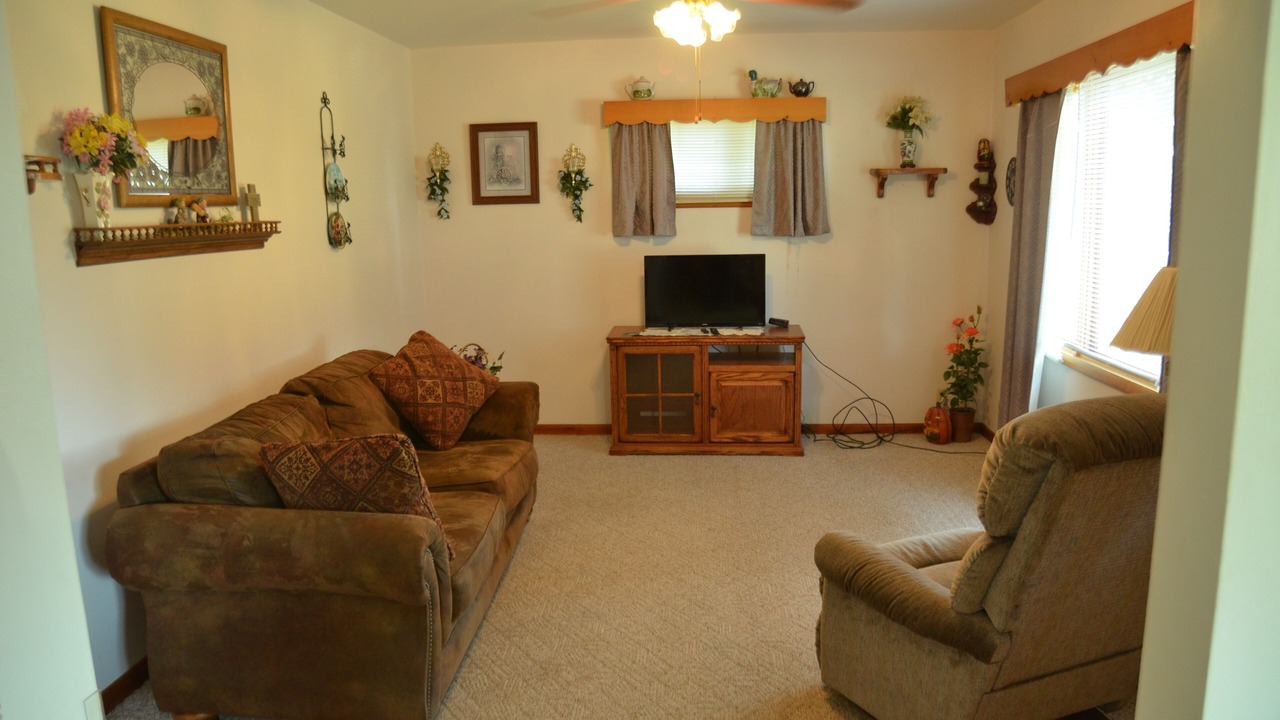 Photo of Livingroom in Lawrence