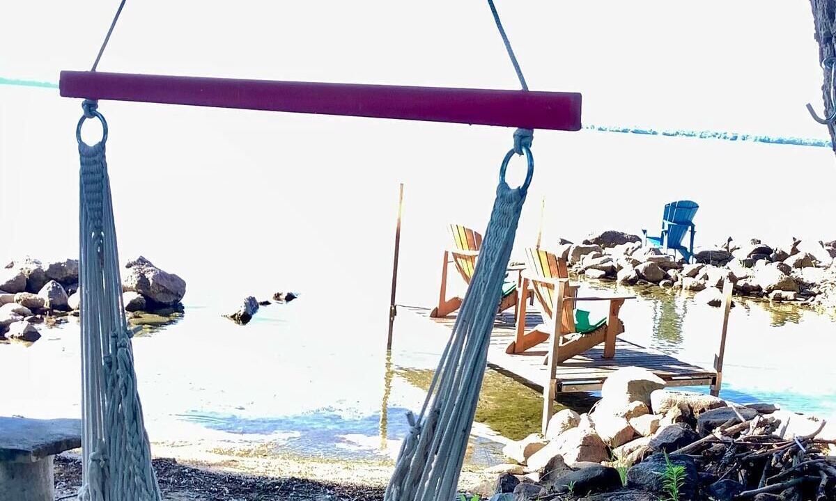 Photo of Others in Howe Island