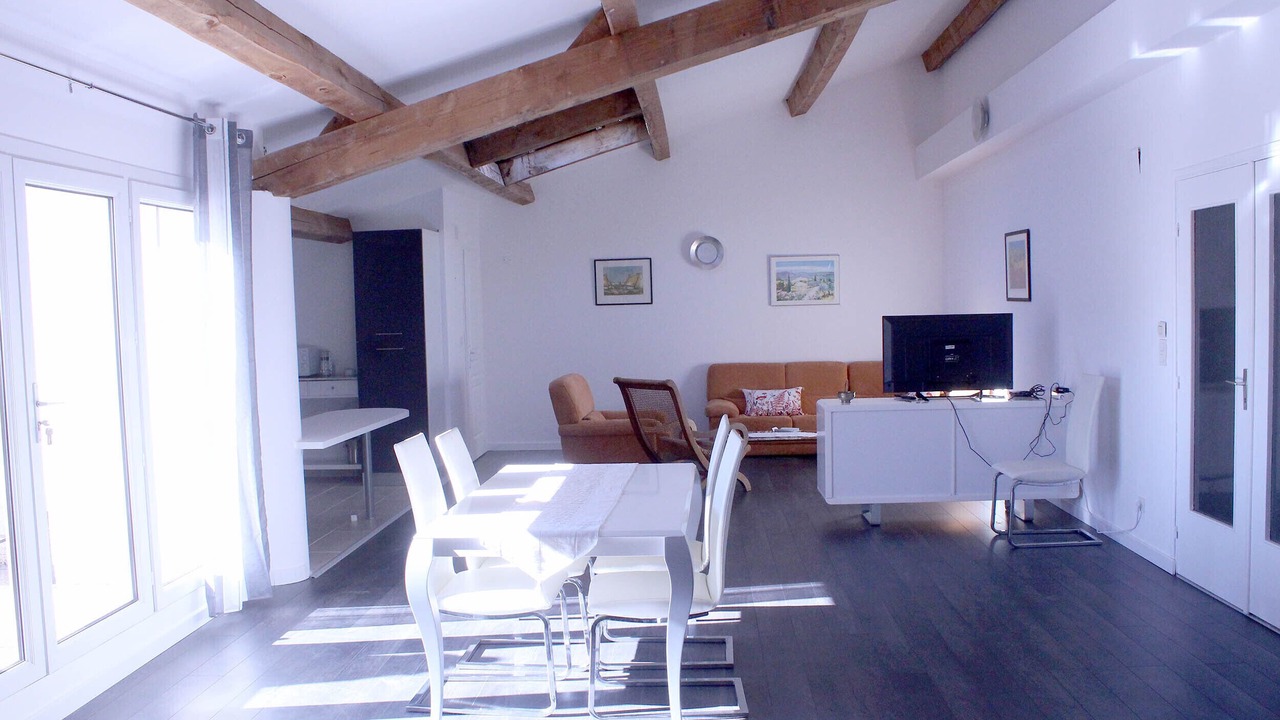 Photo of Livingroom in Herepian