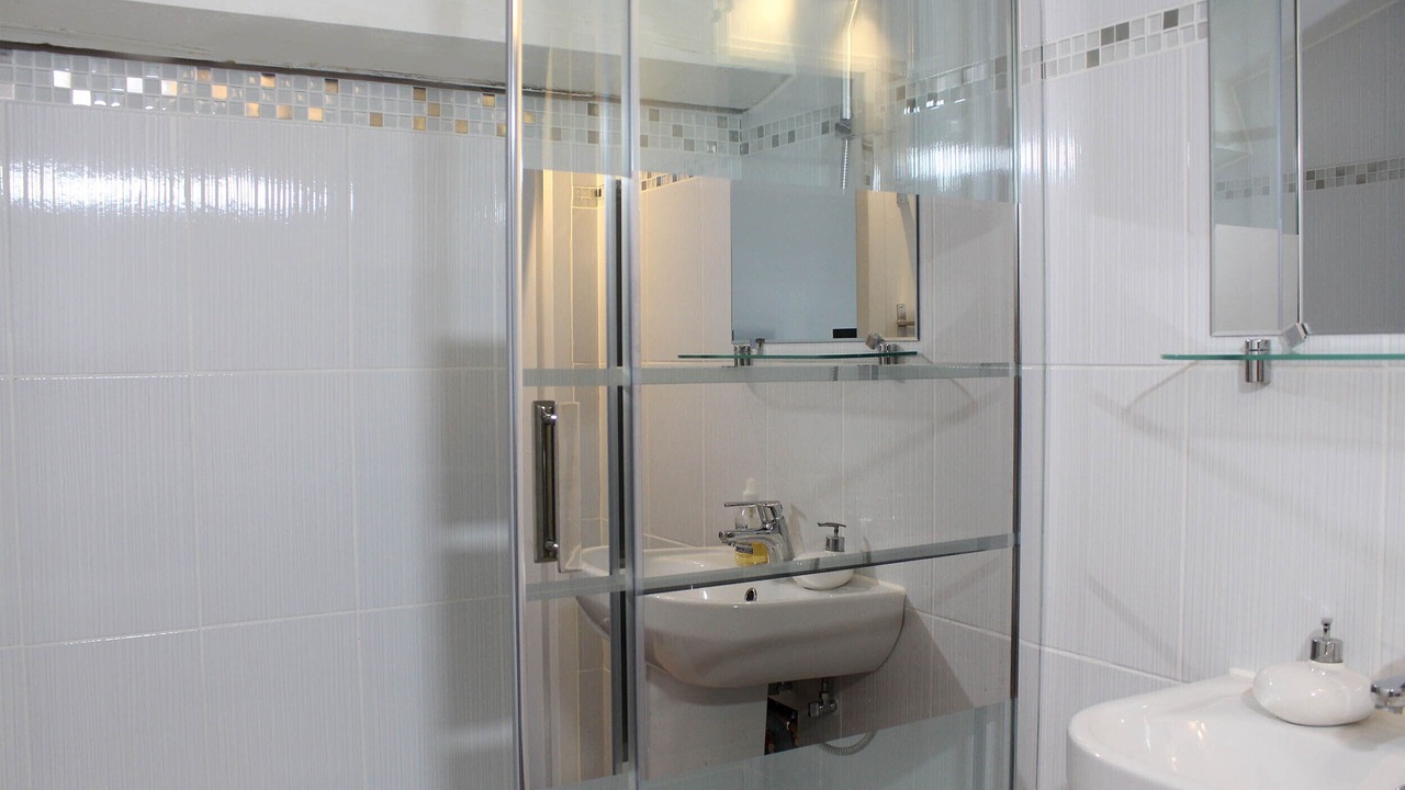 Photo of Bathroom in Herepian
