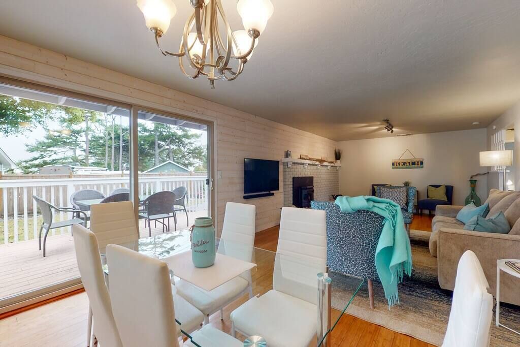 Photo of Livingroom in Brookings