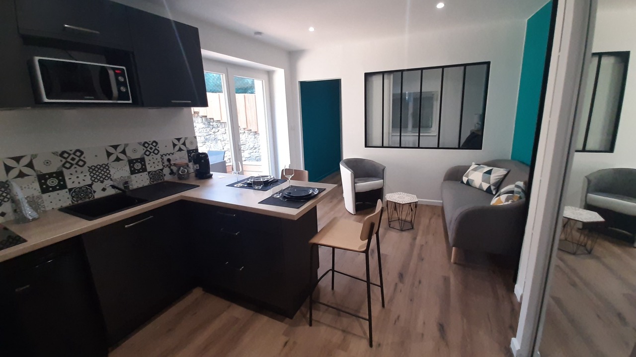 Photo of Kitchen in Grezieu-la-Varenne