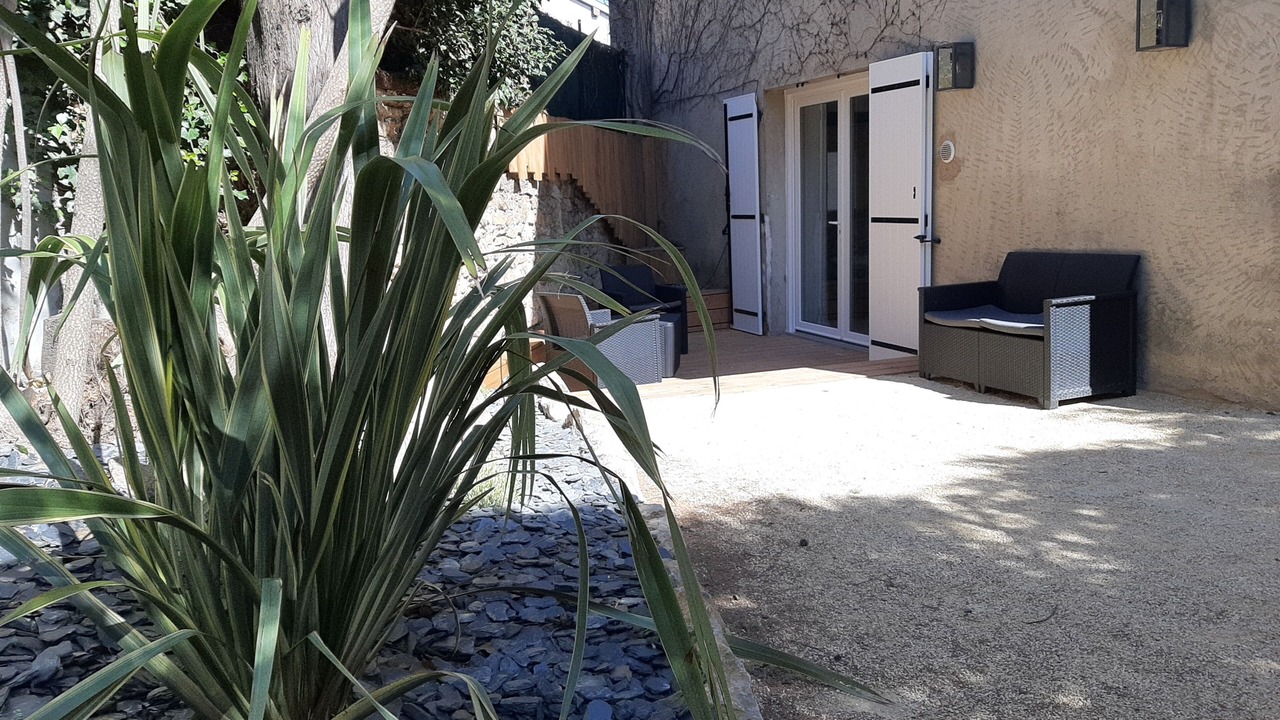 Photo of Patio Balcony in Grezieu-la-Varenne