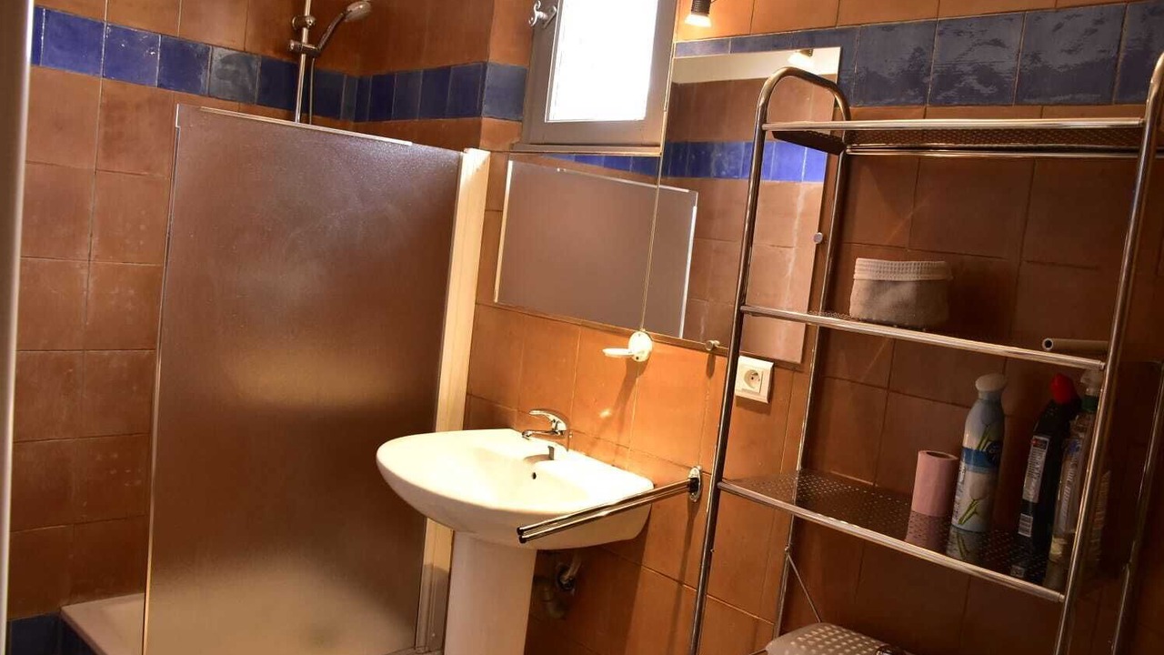 Photo of Bathroom in Montaren-et-Saint-Mediers