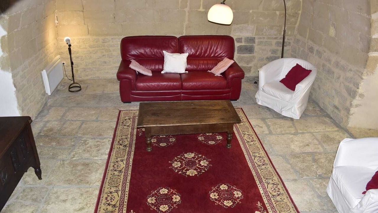 Photo of Livingroom in Montaren-et-Saint-Mediers