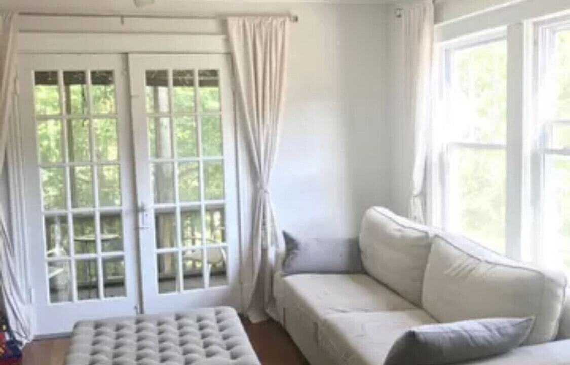 Photo of Livingroom in Country Club Plaza Area