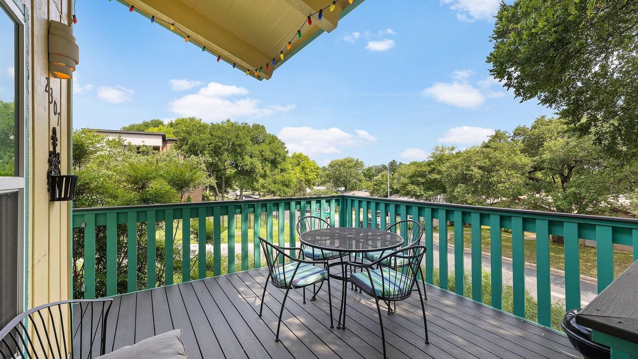 Photo of Outdoor in Barton Hills