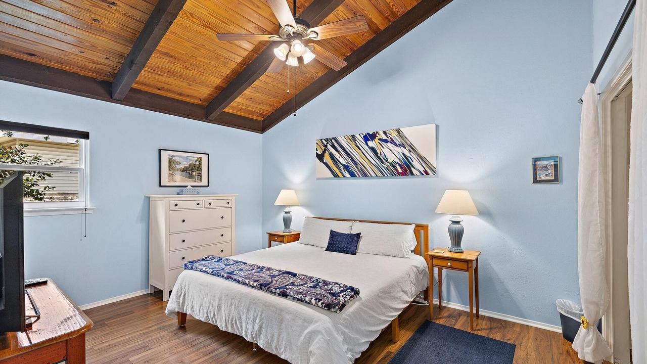 Photo of Bedroom in Barton Hills