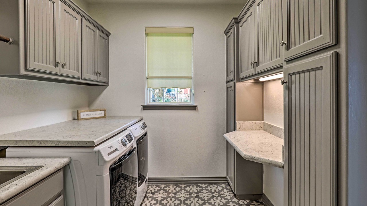 Photo of Bedroom in Granbury