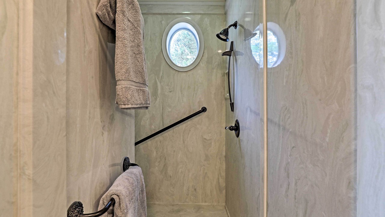 Photo of Bathroom in Granbury