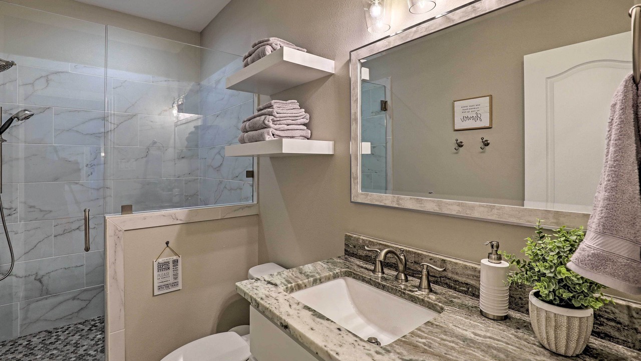 Photo of Bathroom in Granbury