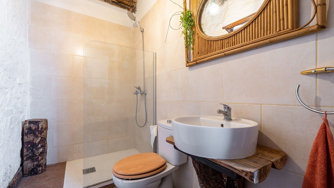 Photo of Bathroom in Fores