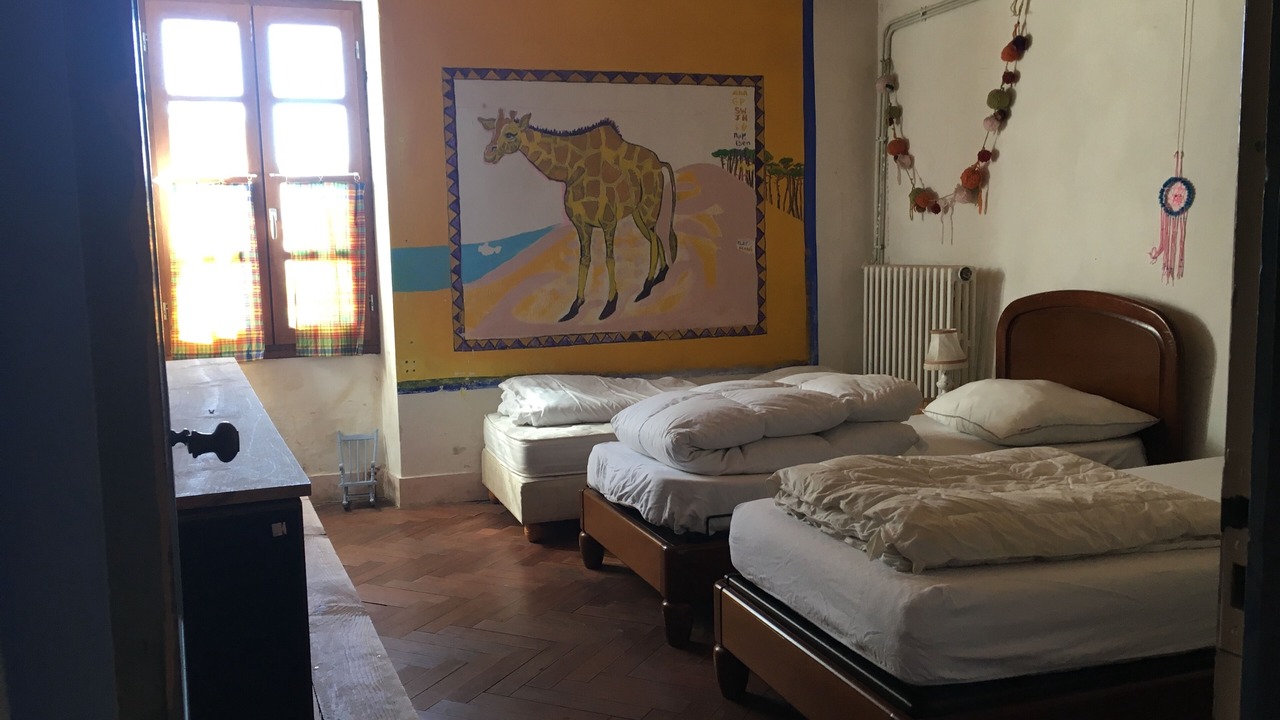 Photo of Bedroom in Leogeats