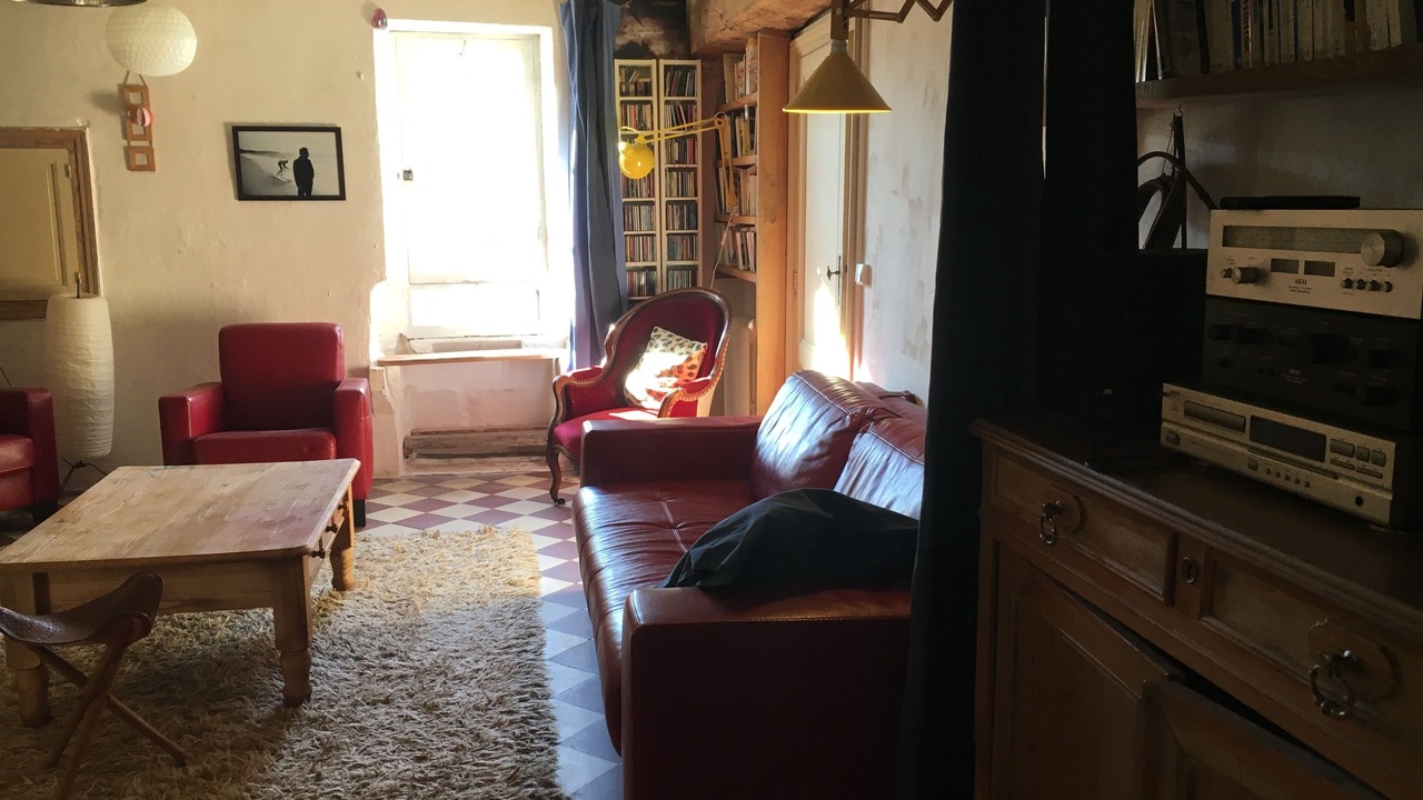 Photo of Livingroom in Leogeats