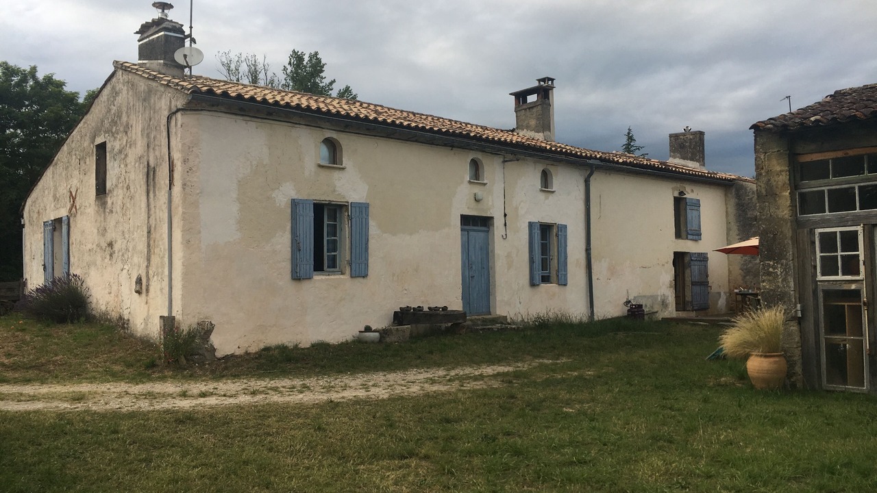 Photo of Outdoor in Leogeats