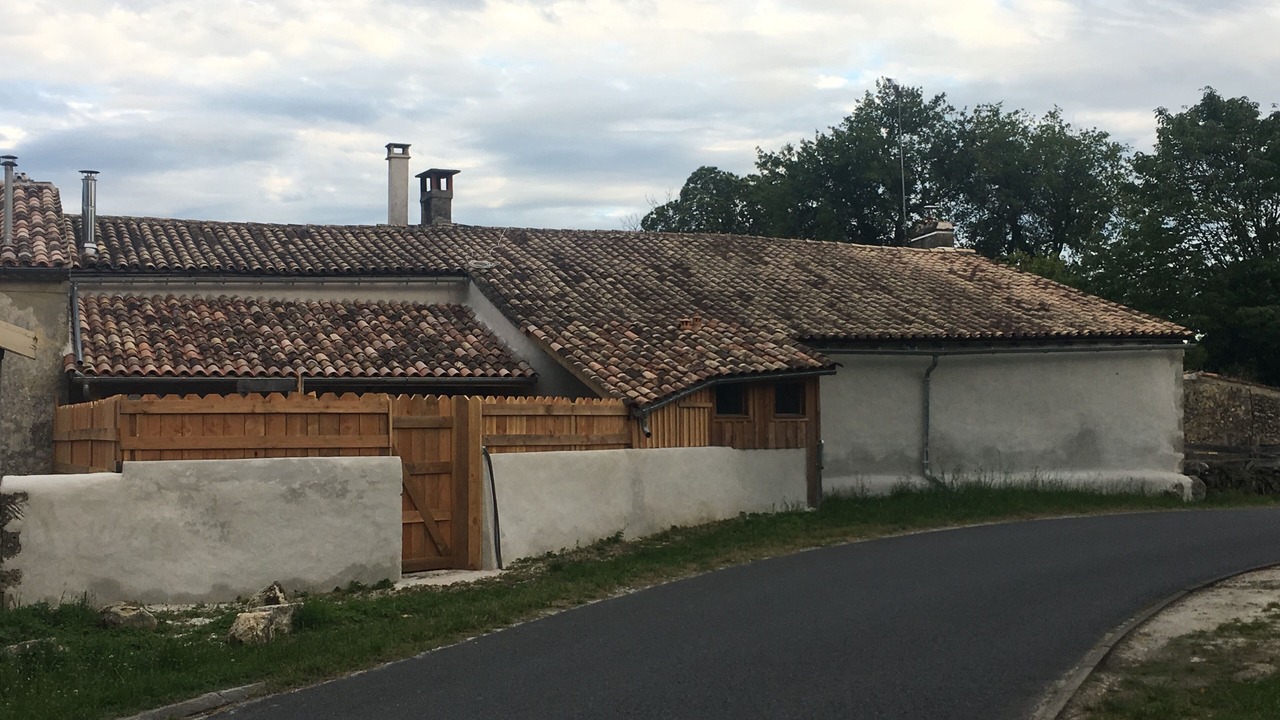 Photo of Outdoor in Leogeats