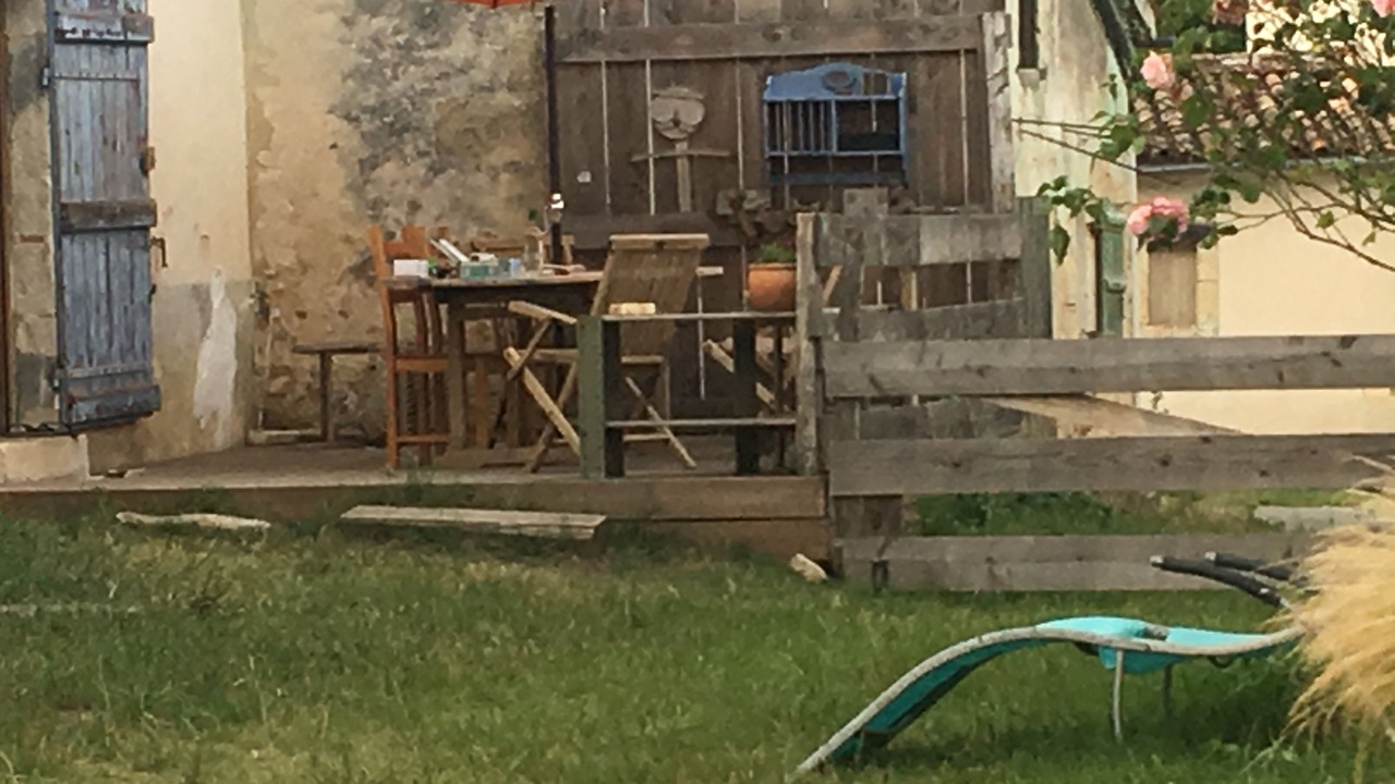 Photo of Outdoor in Leogeats