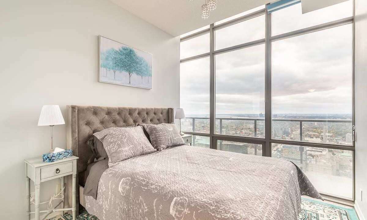 Photo of Bedroom in Bay Street Corridor