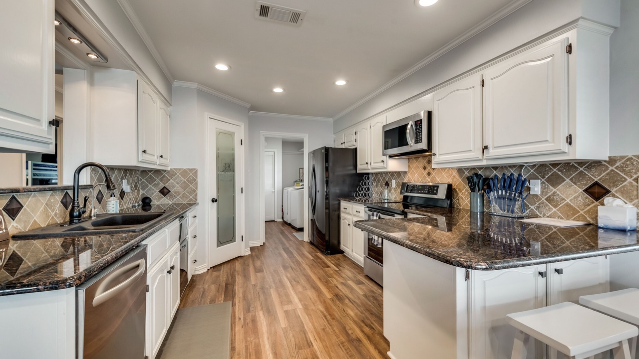 Photo of Kitchen in Emory