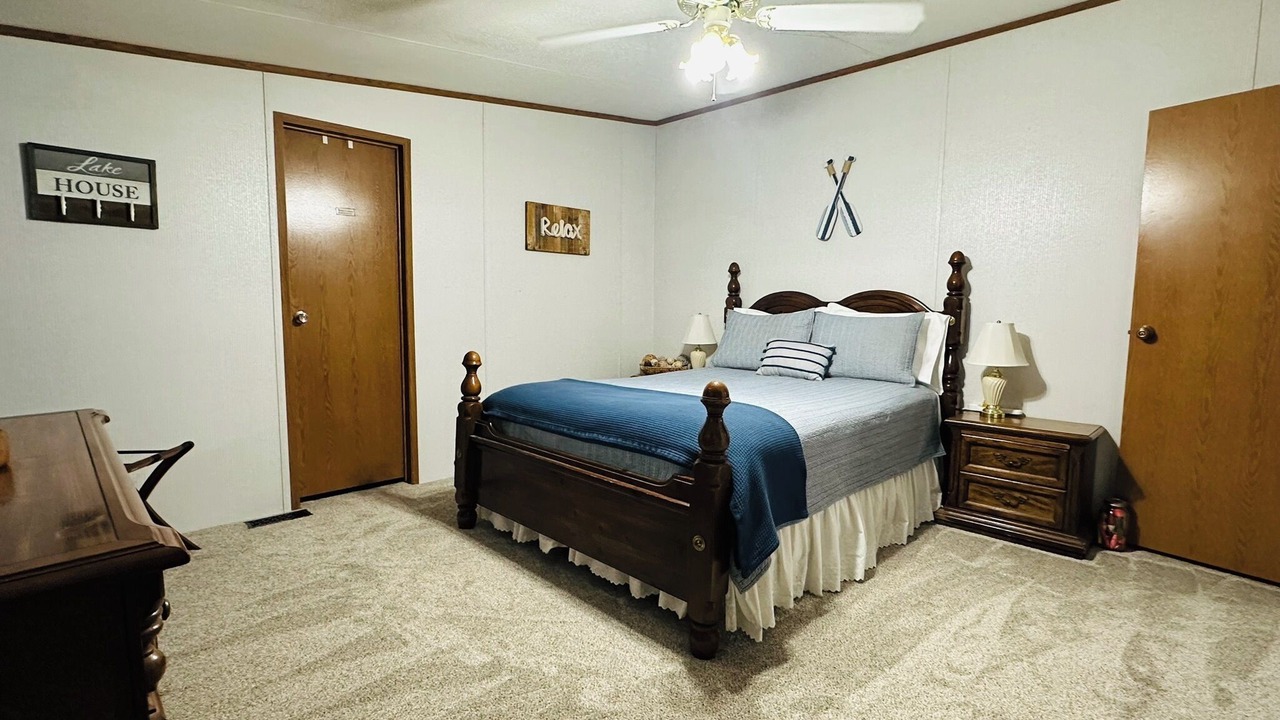 Photo of Bedroom in Graford