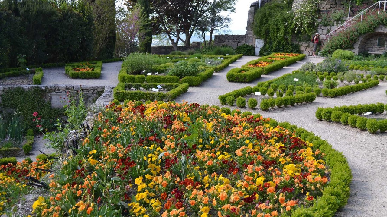Photo of Outdoor in La Garde-Adhemar