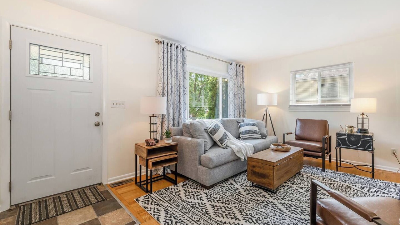 Photo of Livingroom in Ann Arbor