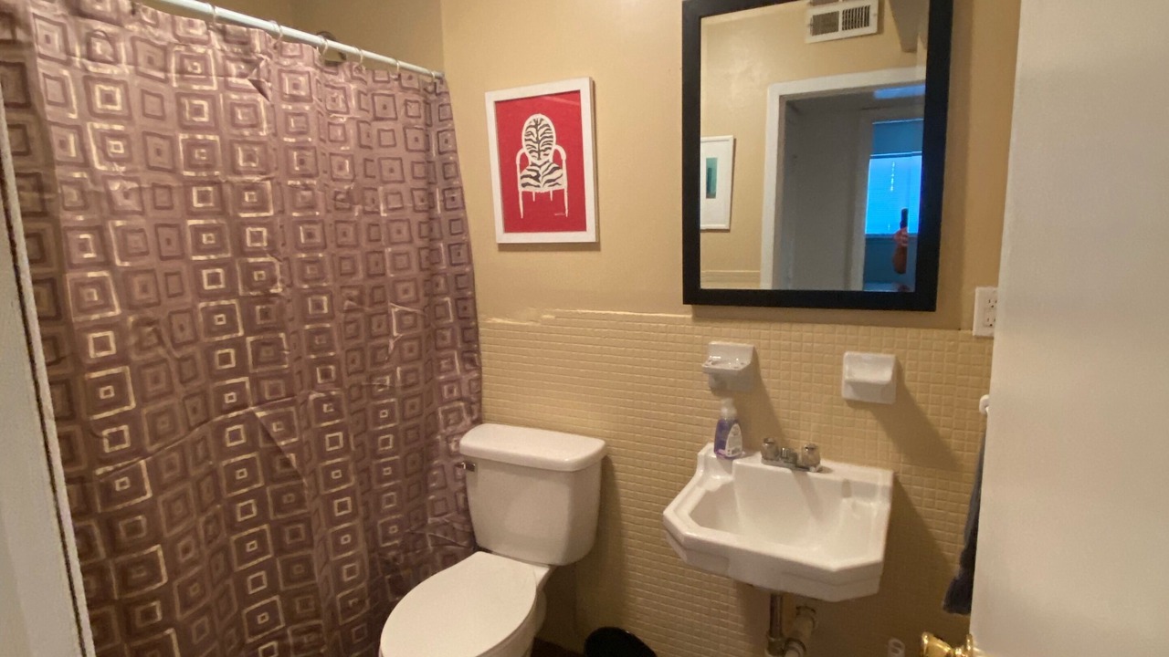 Photo of Bathroom in Benton Park