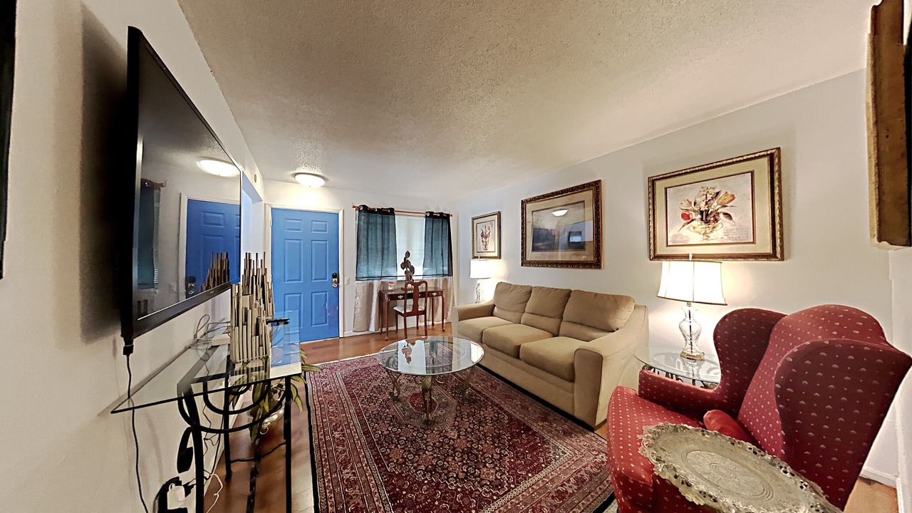 Photo of Livingroom in Benton Park