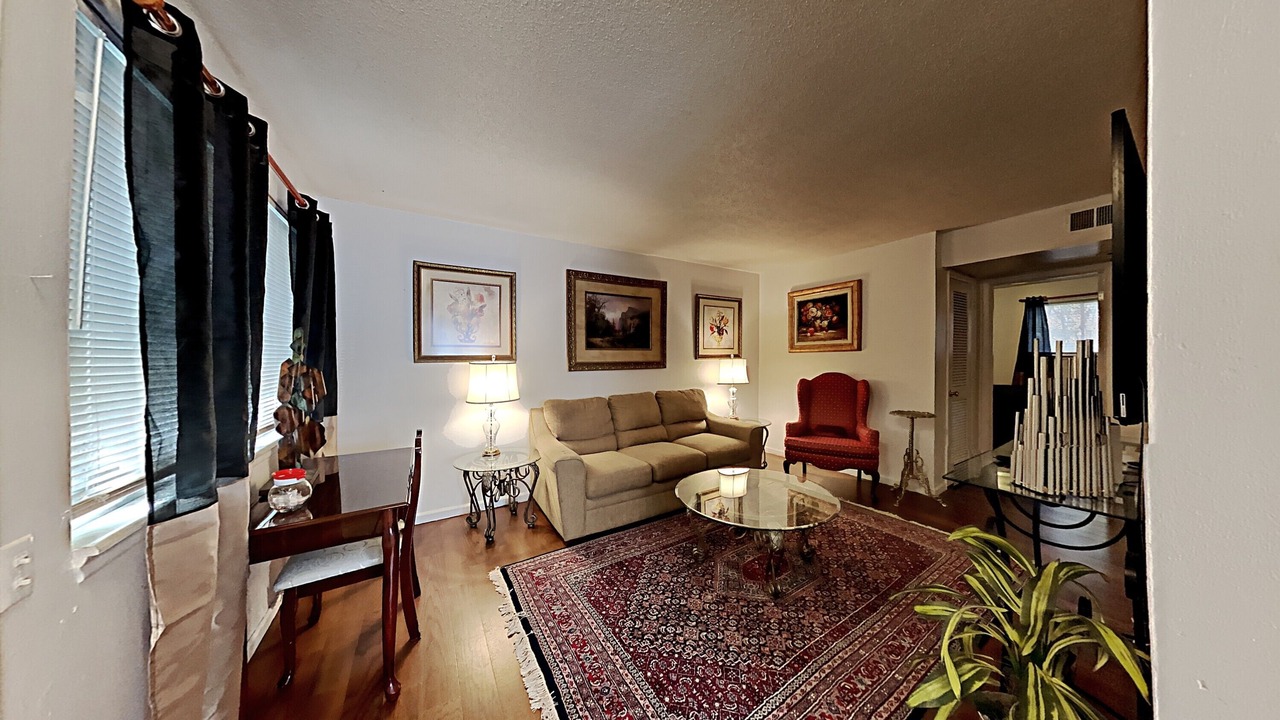 Photo of Livingroom in Benton Park