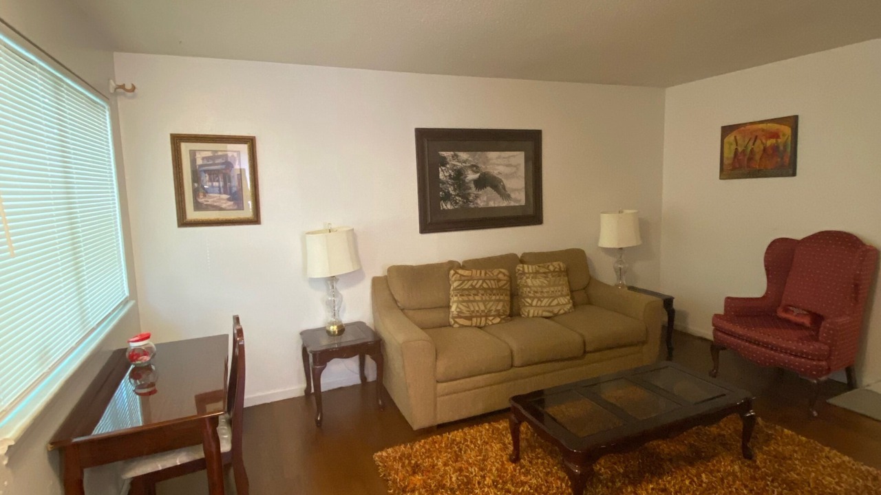 Photo of Livingroom in Benton Park