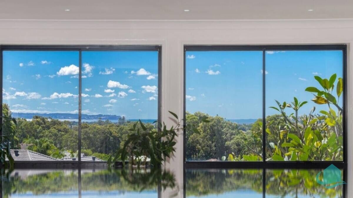 Photo of Others in Caves Beach