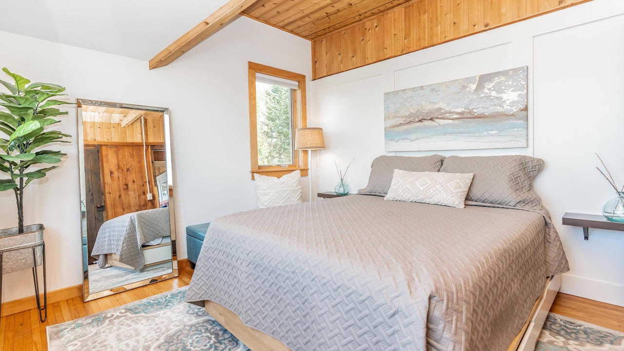 Photo of Bedroom in Sodus Point