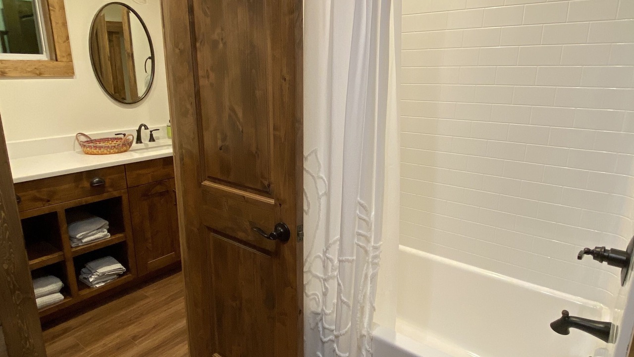 Photo of Bathroom in Lakemont