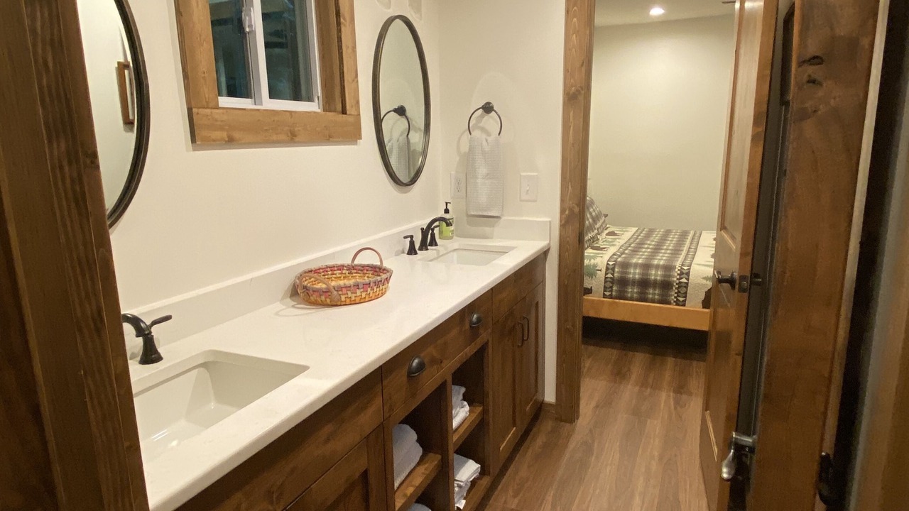 Photo of Bathroom in Lakemont