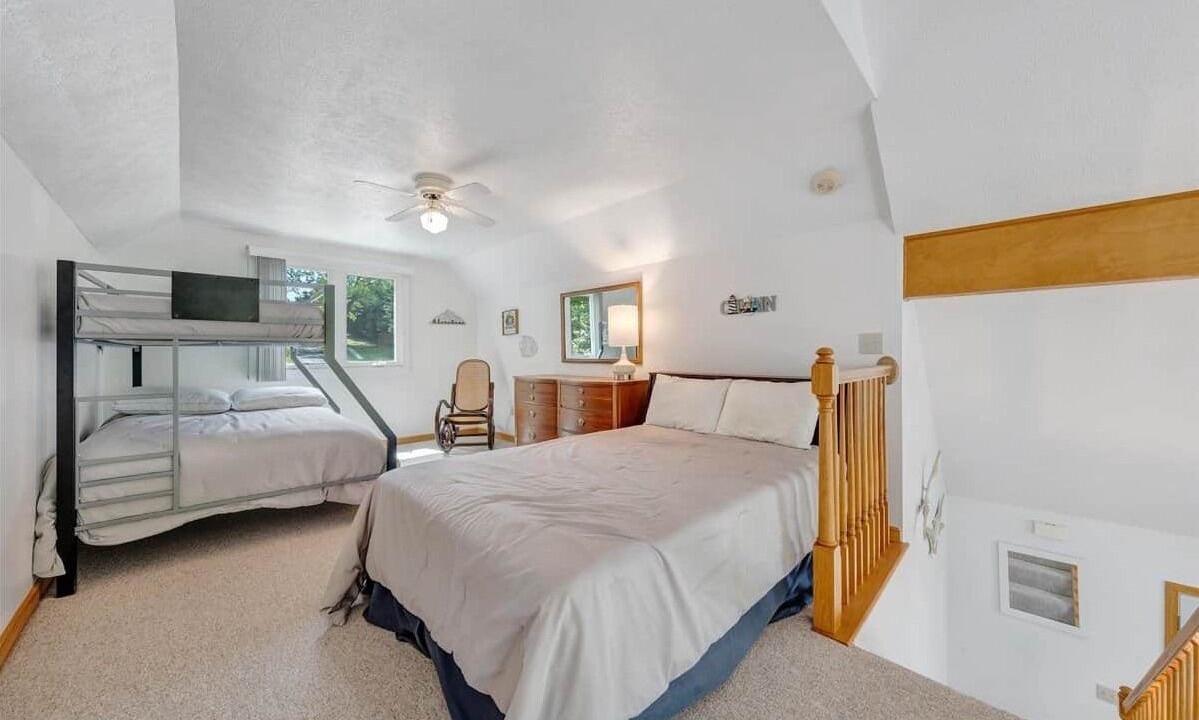 Photo of Bedroom in Huddleston