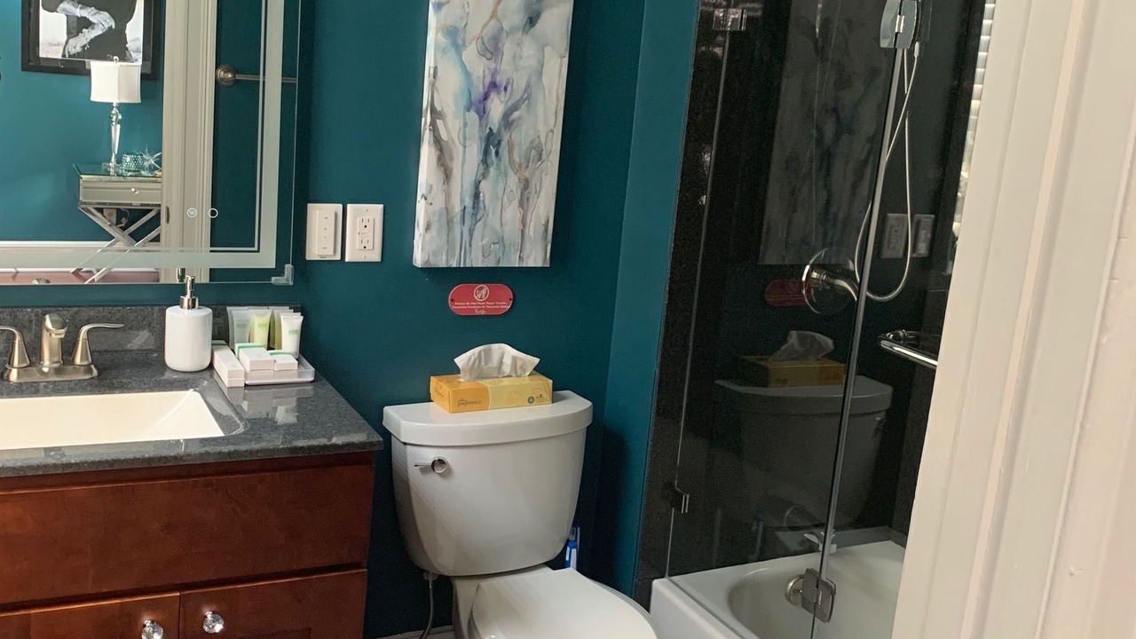 Photo of Bathroom in St. Louis